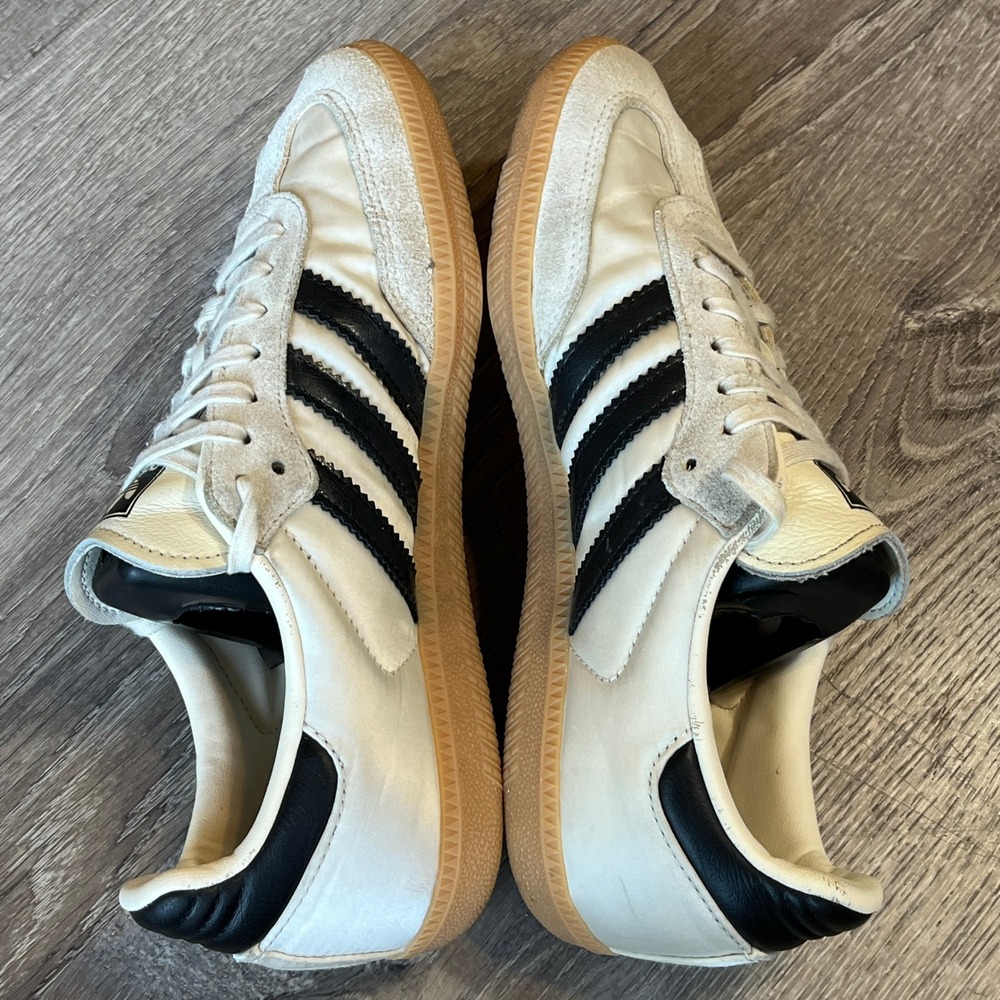 Adidas Samba OG White Satin Gum Sole Leather Suede Sneakers JQ3644 Y5 Women 6 - Picture 3 of 8